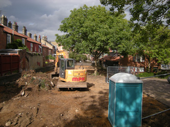 Grapes Hill Community Garden - Site clearance continues